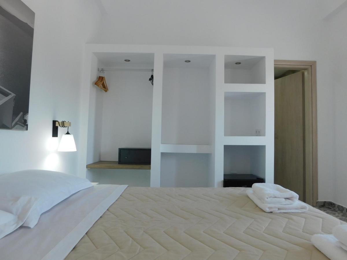 Fira Memorable Hotel Exterior foto
